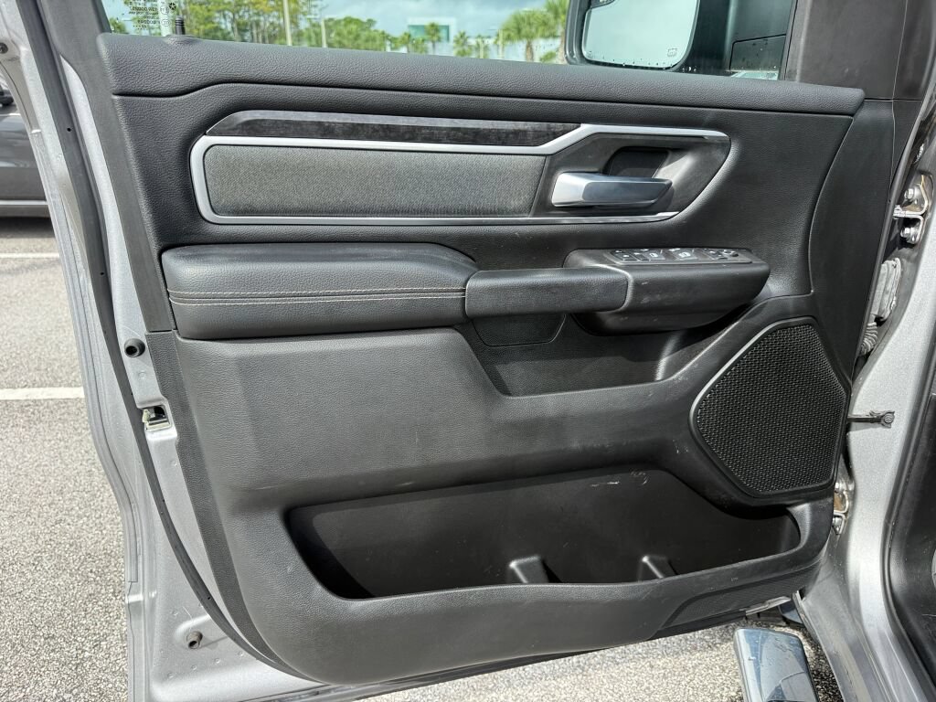 Used 2022 RAM 1500 Big Horn AWD/4WD image 17