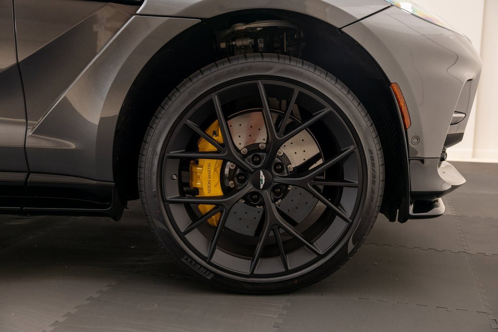 New 2025 Aston Martin DBX 707 image 39