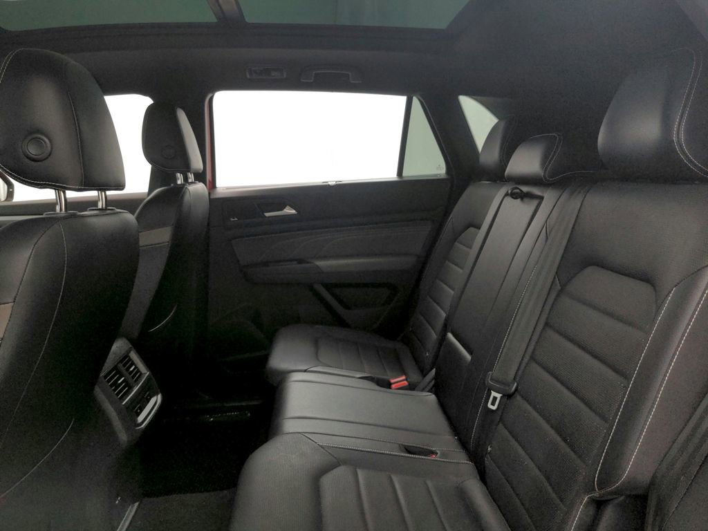 Used 2021 Volkswagen Atlas Cross Sport SEL Premium R-Line AWD/4WD image 38