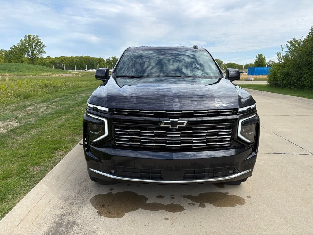New 2026 Chevrolet Suburban High Country w/ Sun And Tow Package AWD/4WD image 12