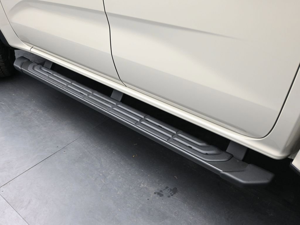 New 2025 Ford Ranger XLT w/ FX4 Off-Road Package image 11