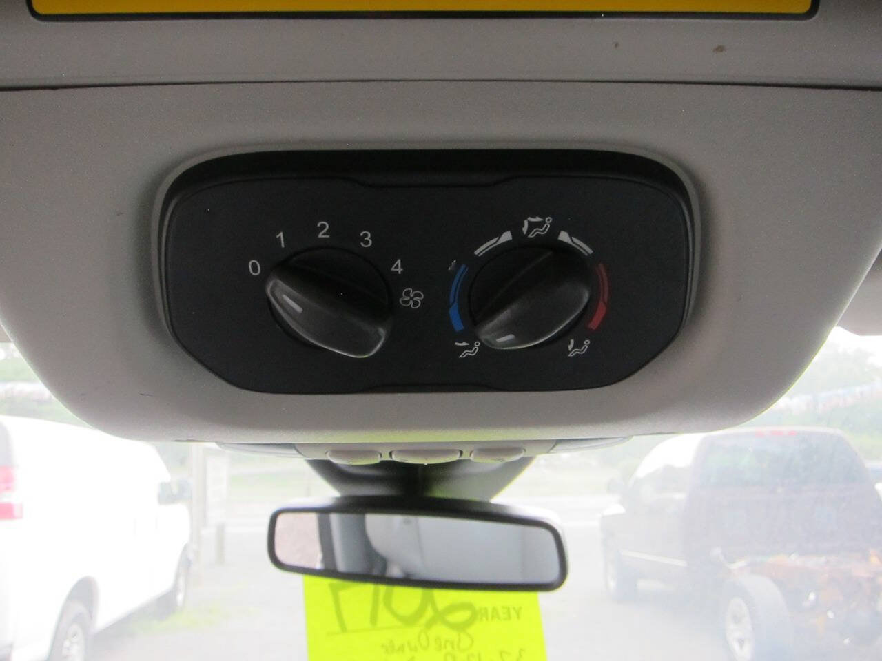 Used 2017 Ford Transit 350 XL RWD image 12