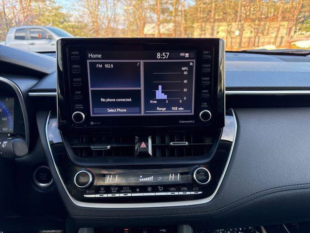 Certified 2022 Toyota Corolla Cross XLE image 16