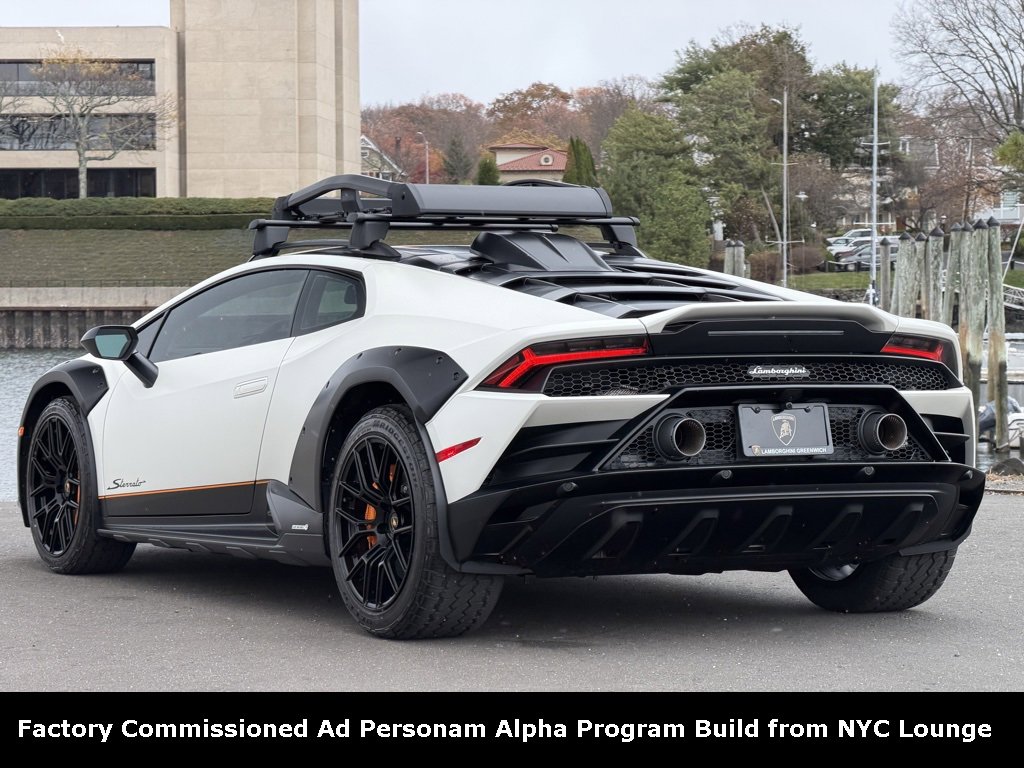 Used 2024 Lamborghini Huracan Sterrato image 7