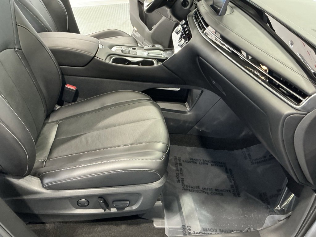 Used 2025 INFINITI QX60 Pure image 20