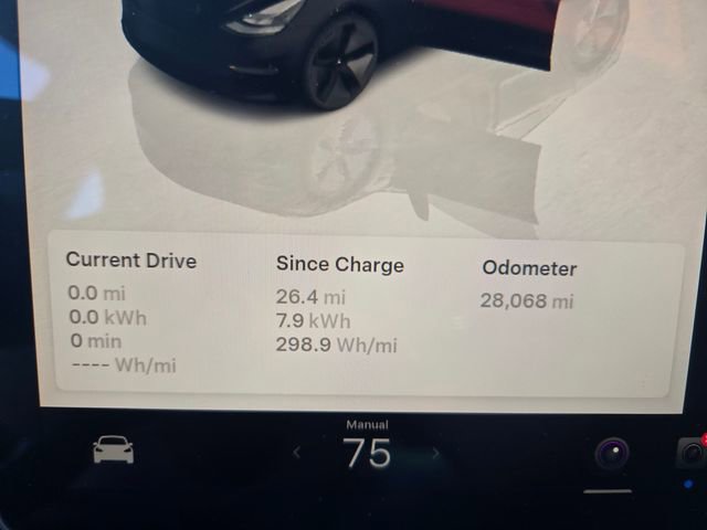 Used 2023 Tesla Model 3 Standard Range image 19