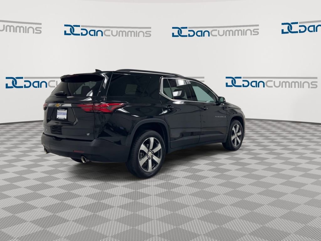 Used 2023 Chevrolet Traverse LT w/ LT Premium Package image 8