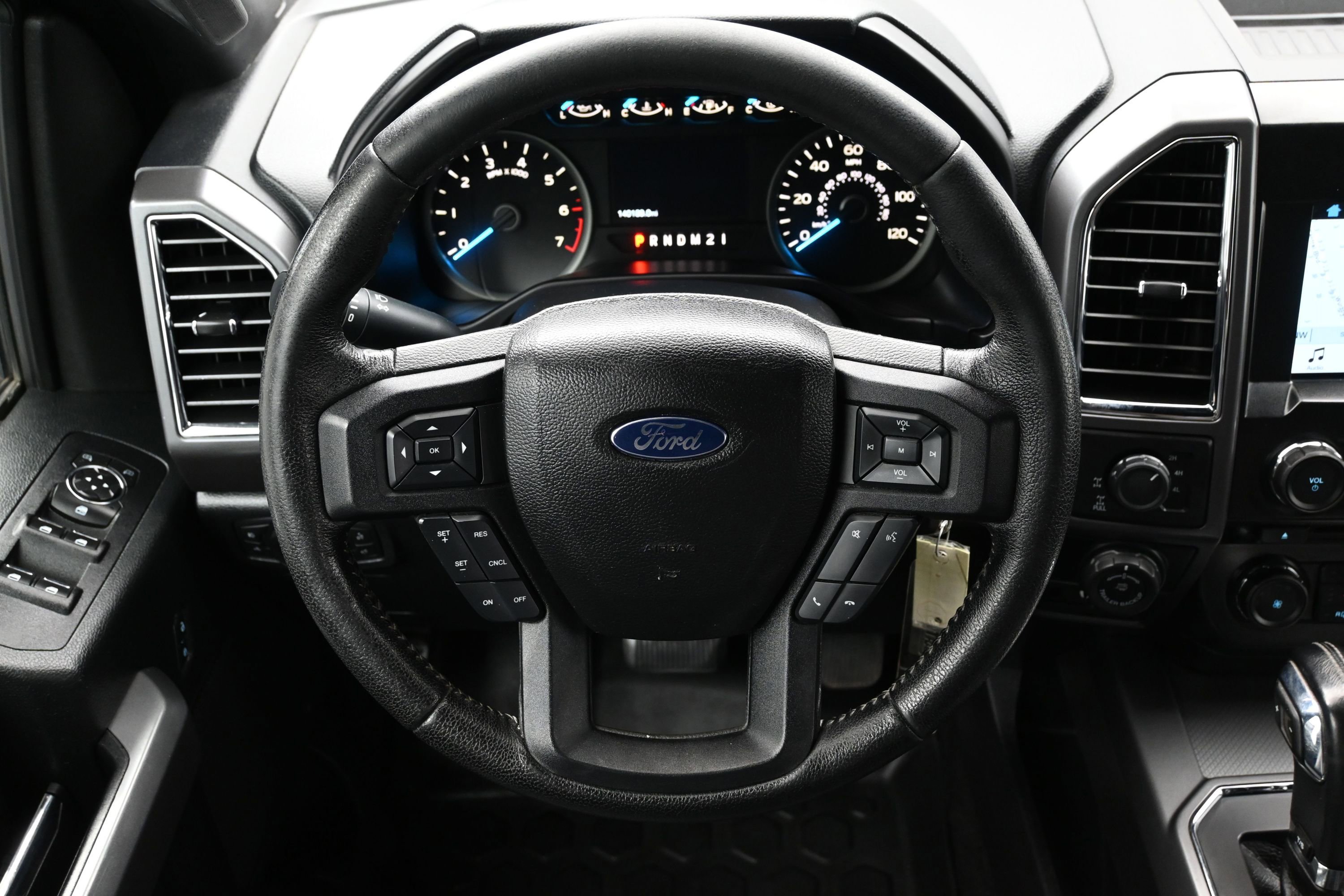 Used 2016 Ford F150 XLT w/ Equipment Group 302A Luxury AWD/4WD image 15