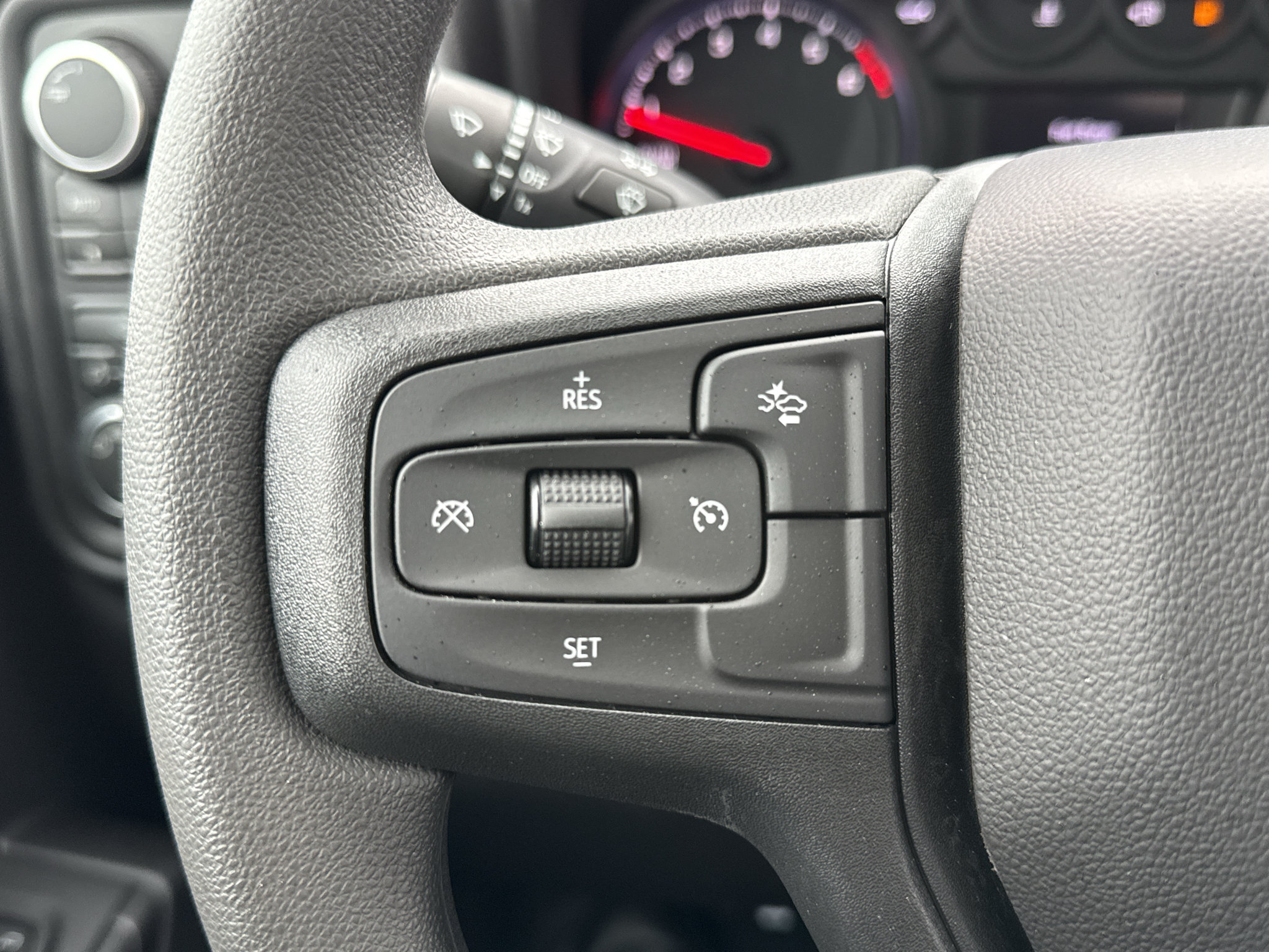 New 2026 Chevrolet Silverado 1500 Custom w/ Turbomax Blackout Package AWD/4WD image 23