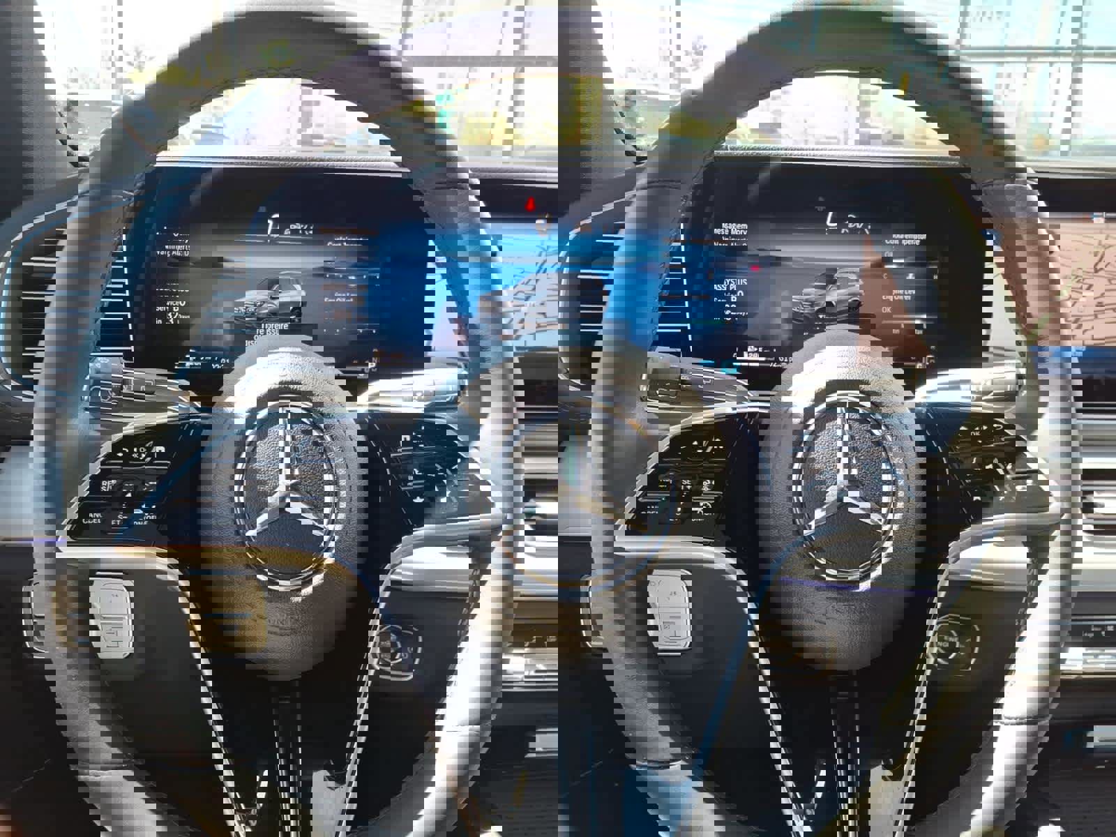 Used 2025 Mercedes-Benz GLS 450 4MATIC image 24