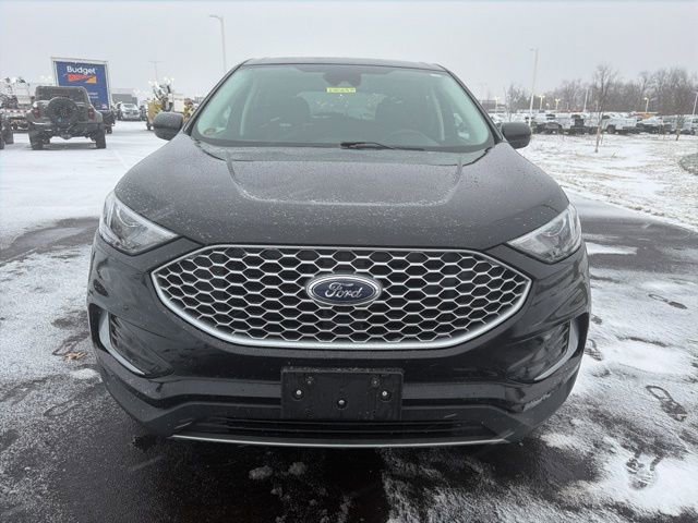 Certified 2024 Ford Edge SEL image 13