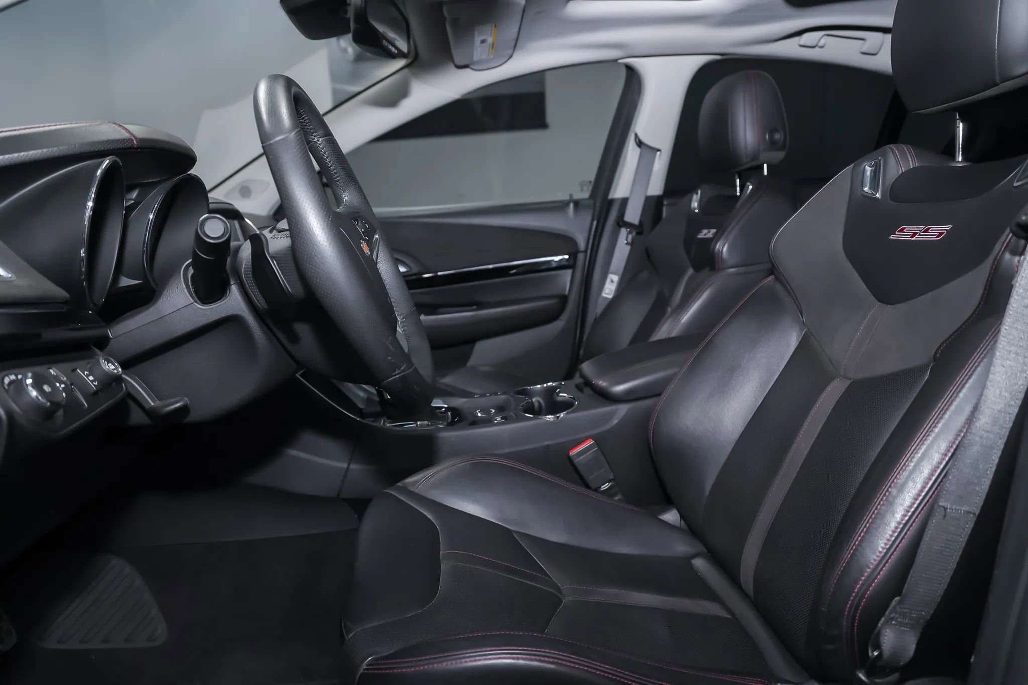 Used 2015 Chevrolet SS image 17