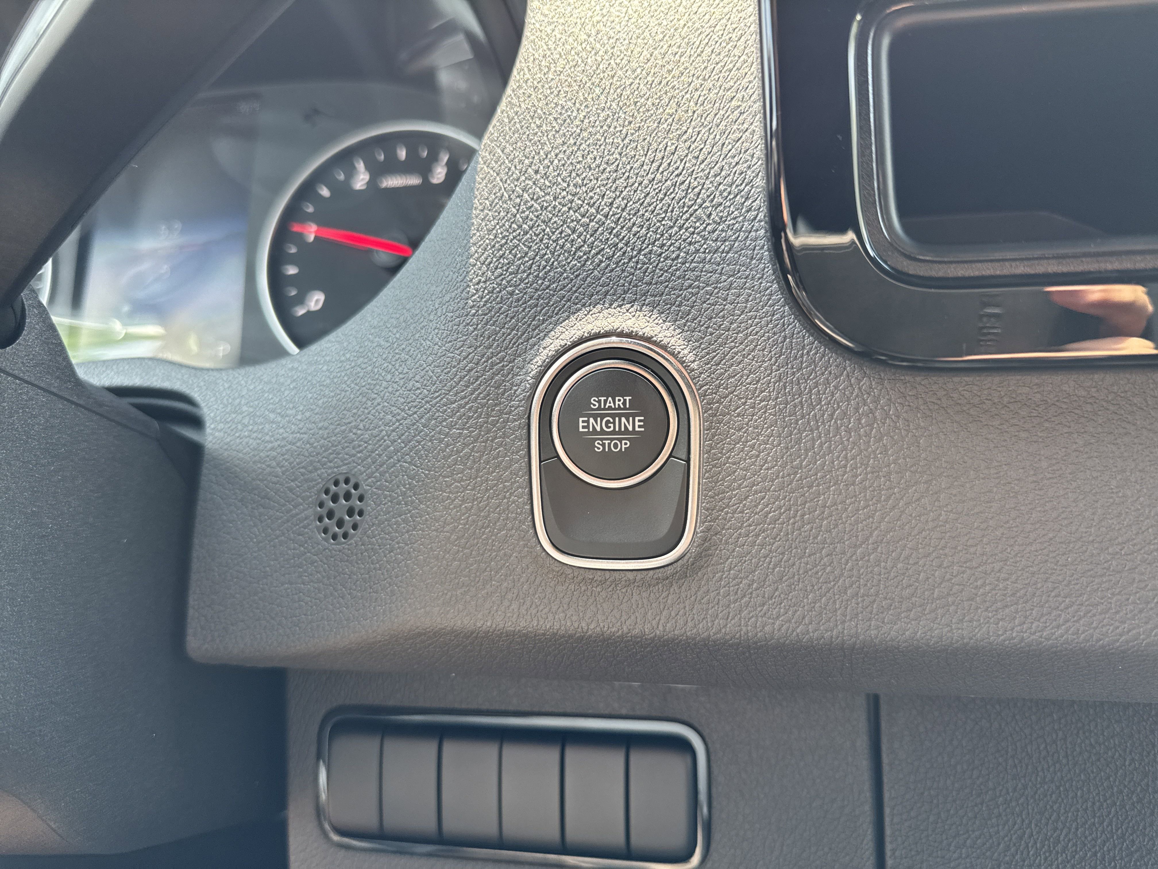 New 2025 Mercedes-Benz Sprinter 2500 image 17