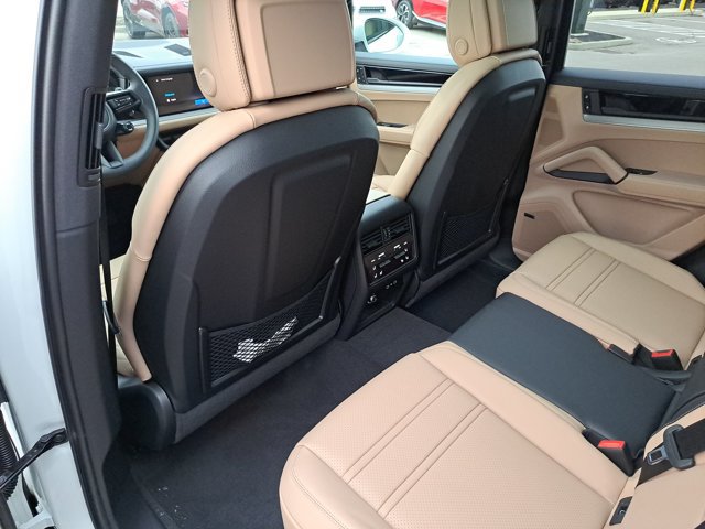 New 2026 Porsche Cayenne AWD/4WD image 20
