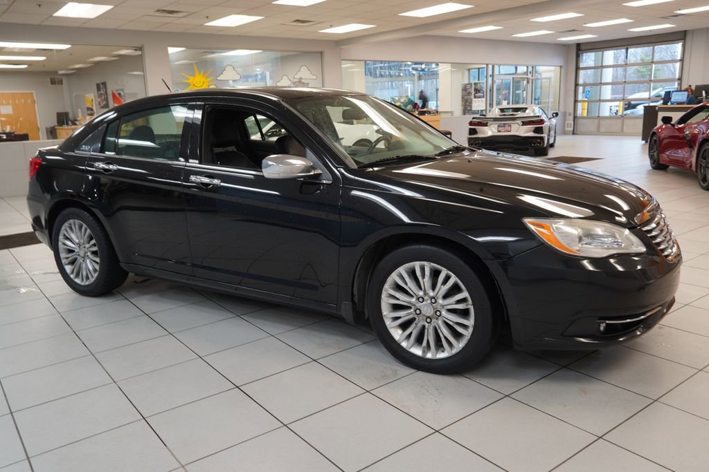 Used 2012 Chrysler 200 Limited w/ Sun/Sound Group image 12