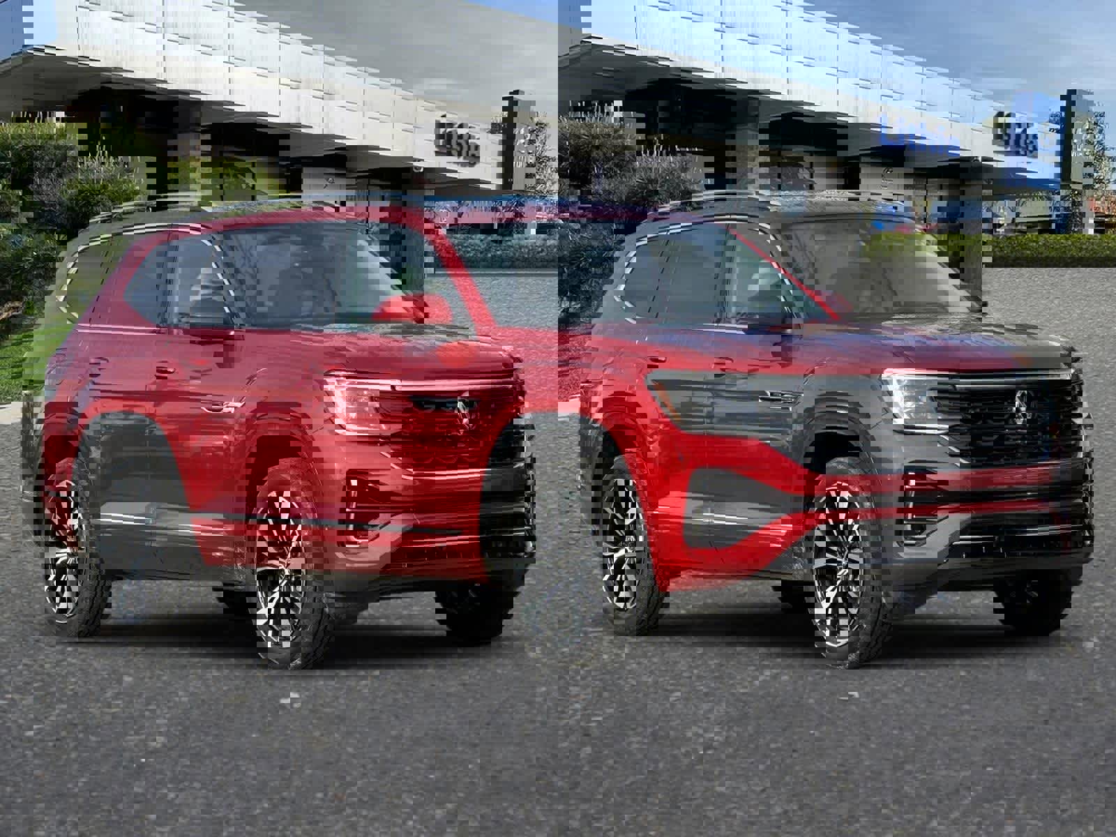 Used 2024 Volkswagen Atlas SEL Premium R-Line image 10