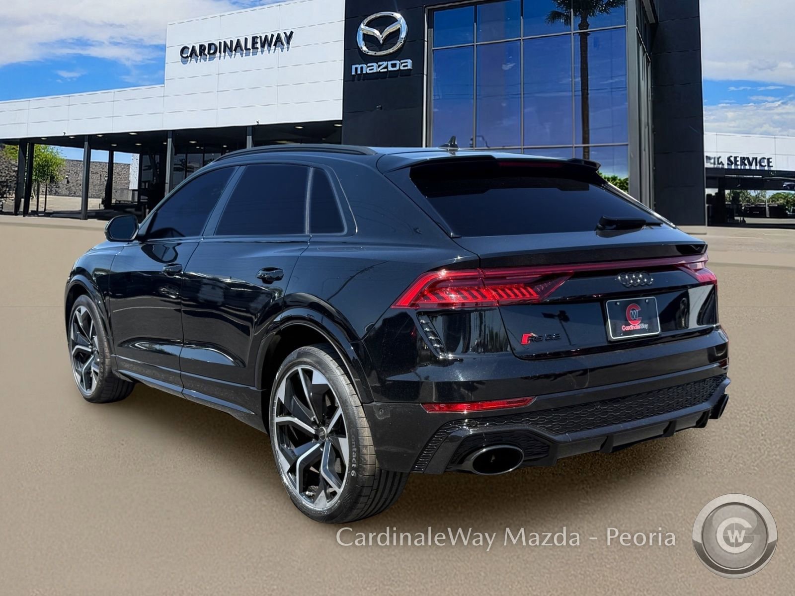 Used 2021 Audi RS Q8 w/ Black Optic Package image 4