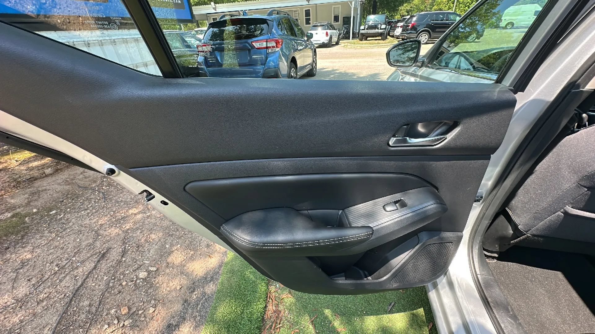 Used 2020 Nissan Altima 2.5 S FWD image 16