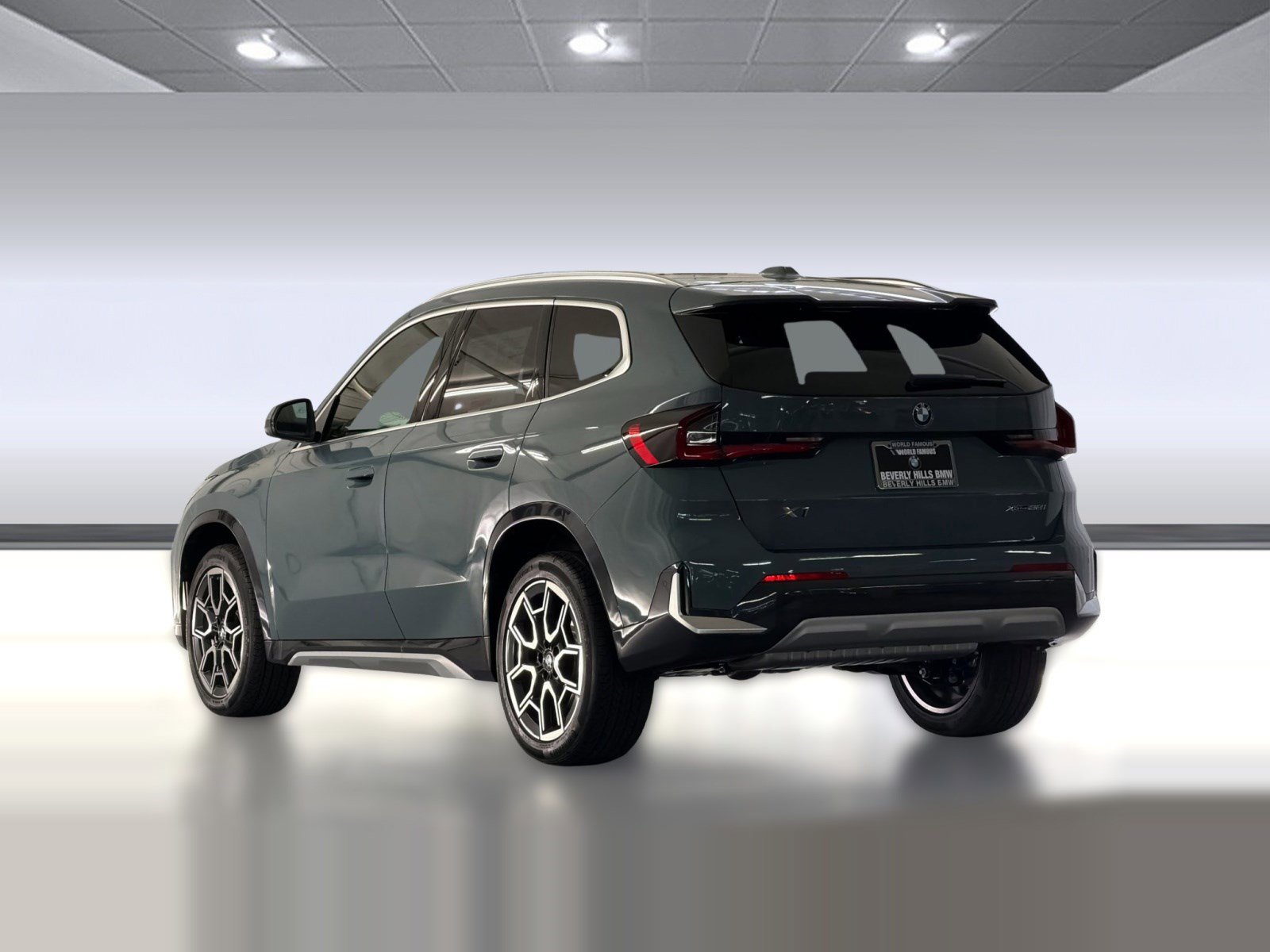 New 2026 BMW X1 xDrive28i w/ Technology Package image 3
