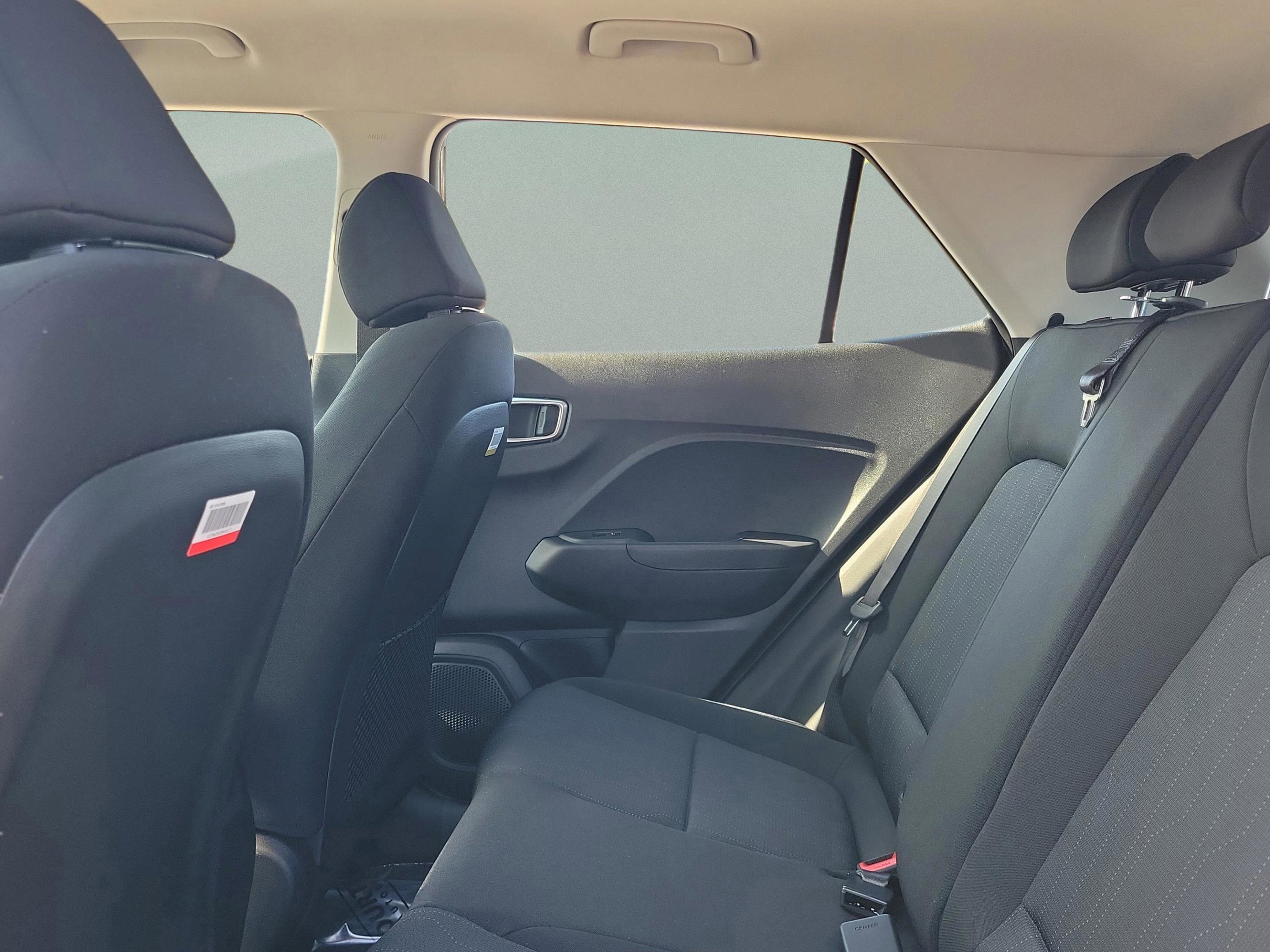 New 2026 Hyundai Venue SE image 31