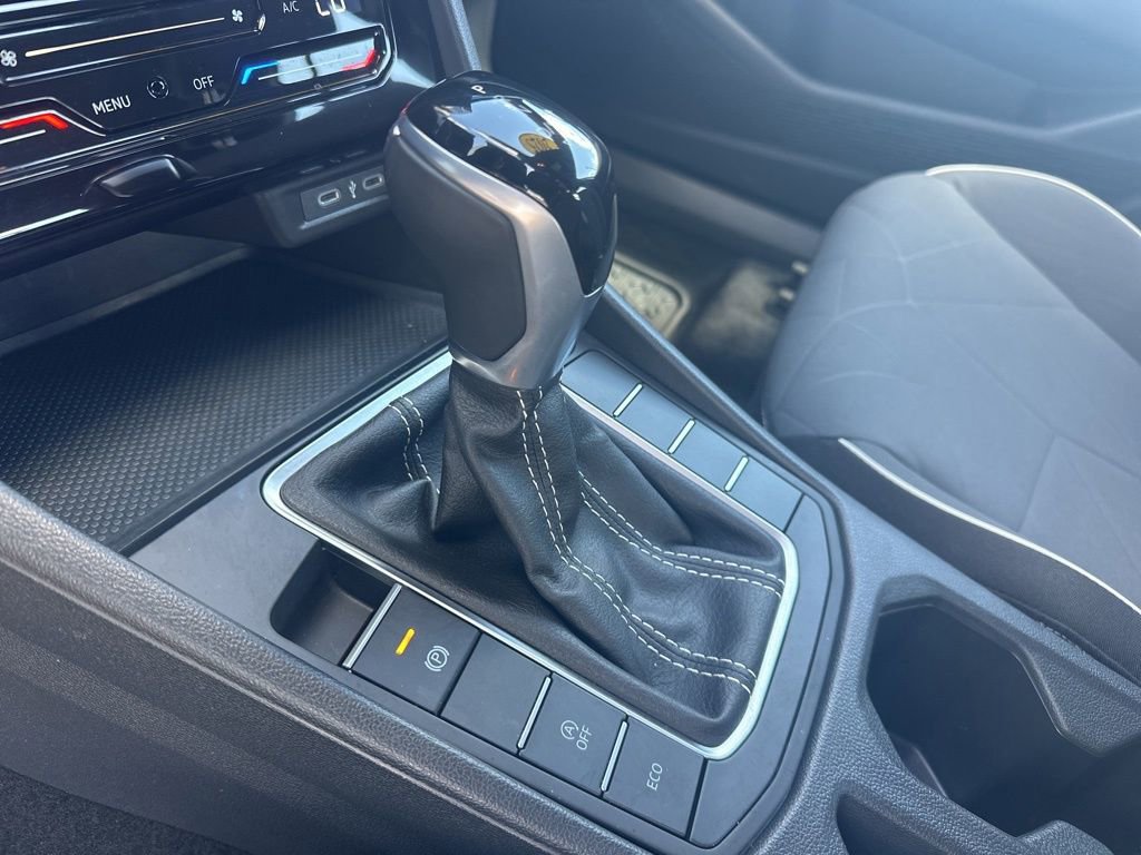 Used 2025 Volkswagen Jetta Sport FWD image 29