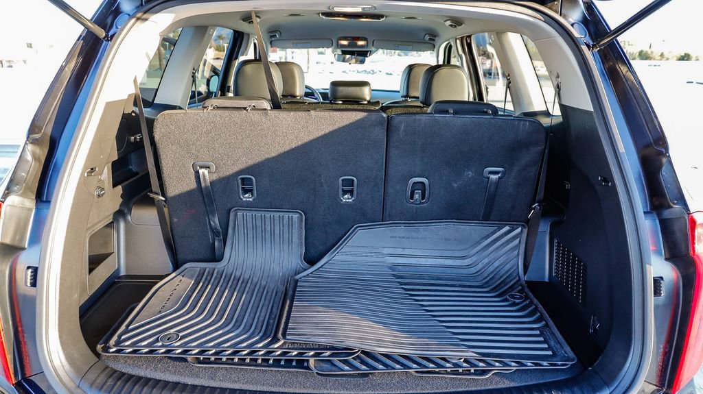 Used 2025 Kia Telluride LX image 31