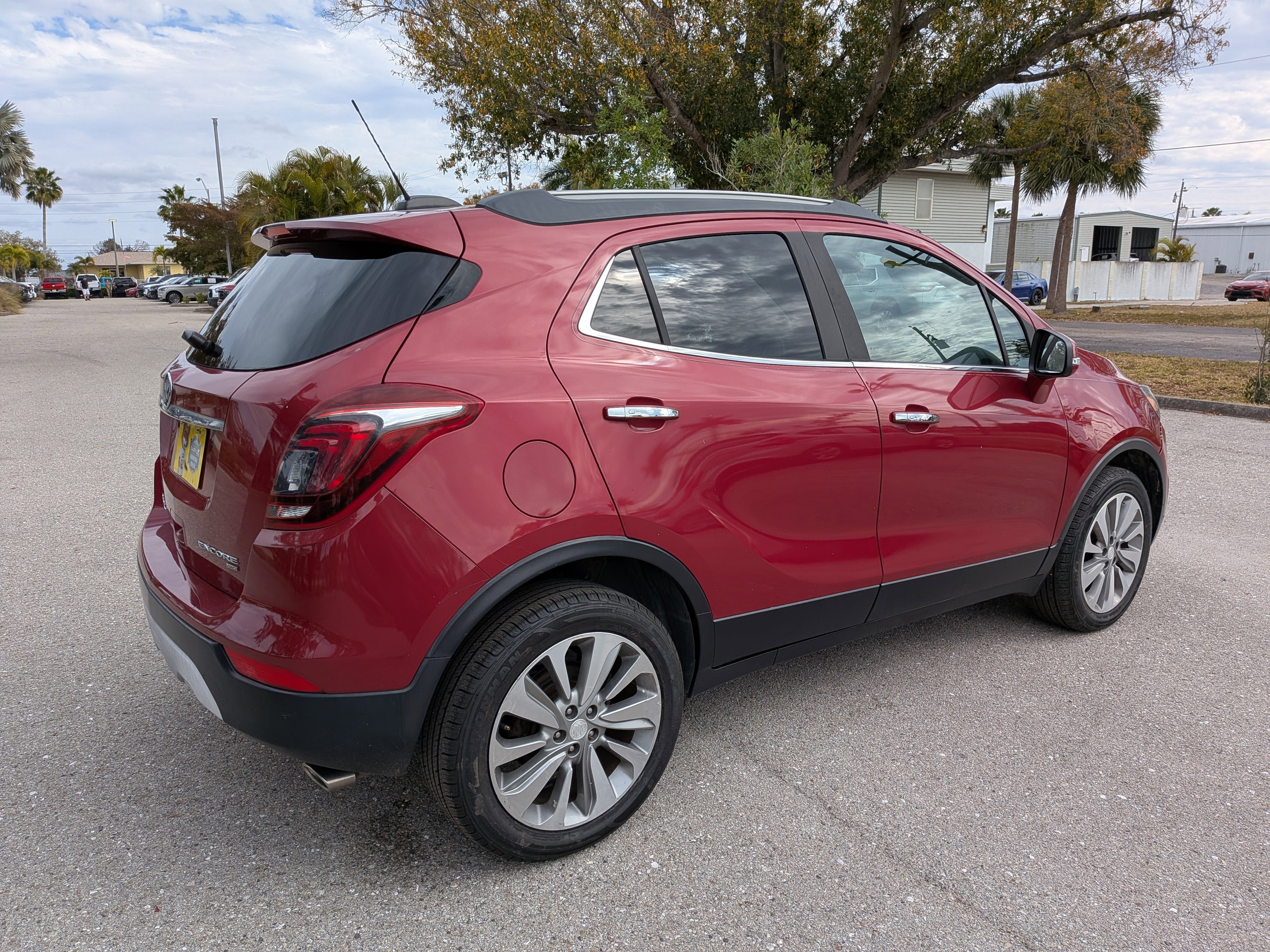 Used 2017 Buick Encore Preferred image 5