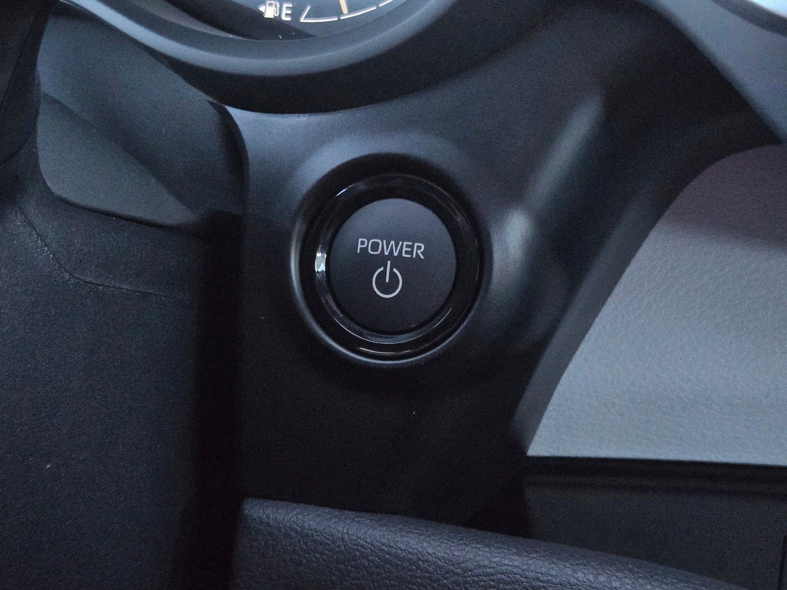 Certified 2026 Toyota Sienna XLE FWD image 20