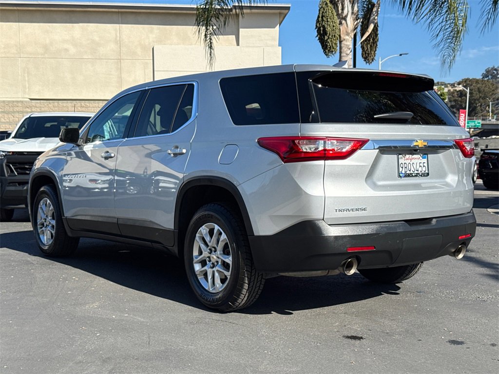 Used 2021 Chevrolet Traverse LS image 9