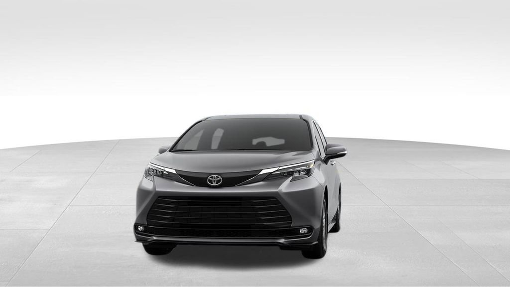New 2026 Toyota Sienna XLE image 18