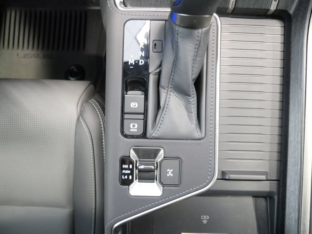 Certified 2026 Lexus GX 550 w/ Accessory Package (2T) AWD/4WD image 41