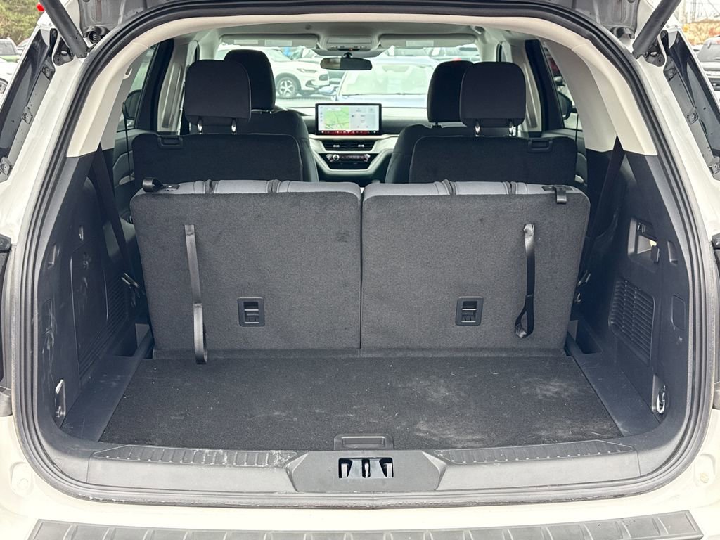 Certified 2026 Ford Explorer Active image 18