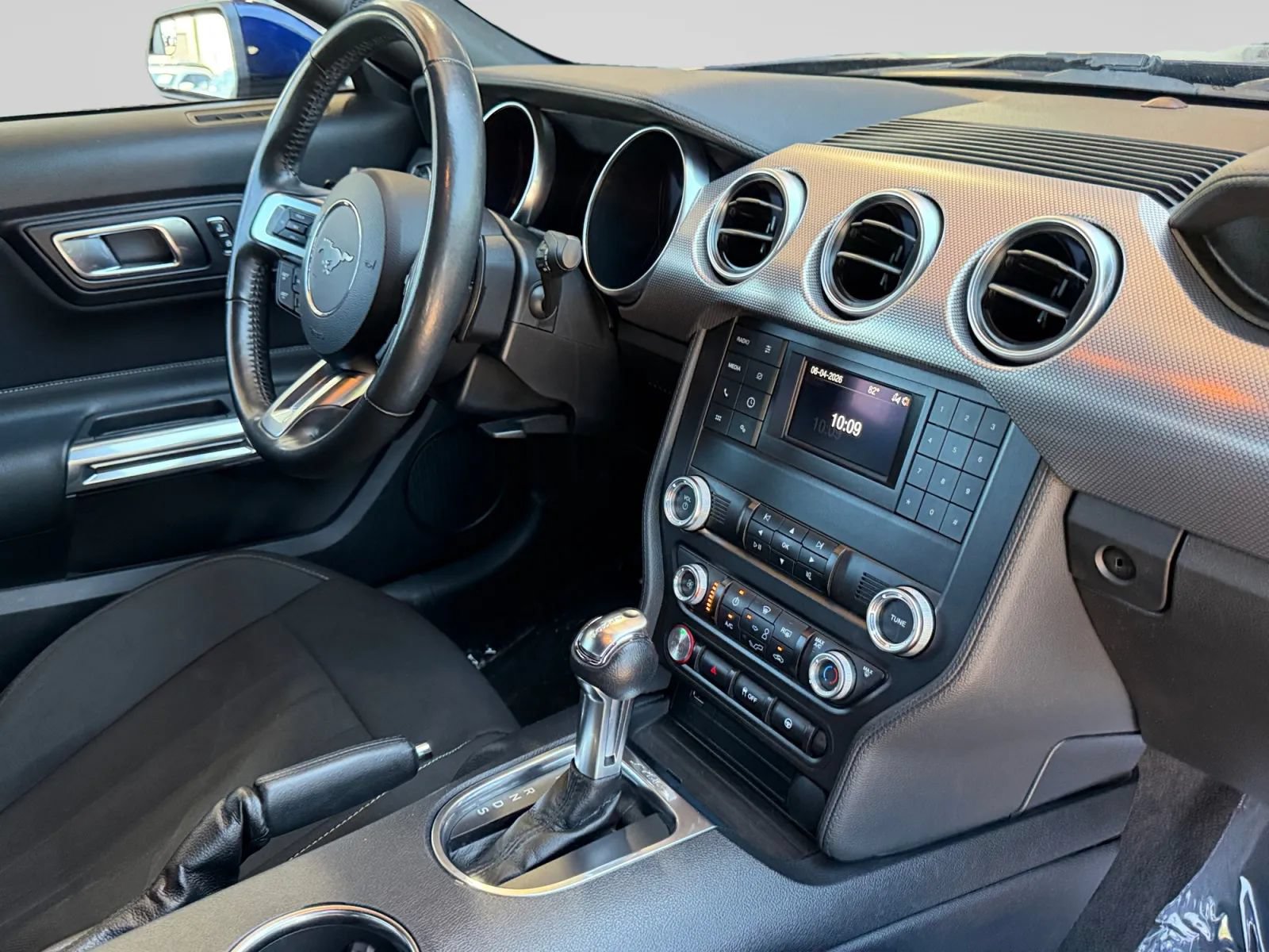 Used 2020 Ford Mustang GT RWD image 33