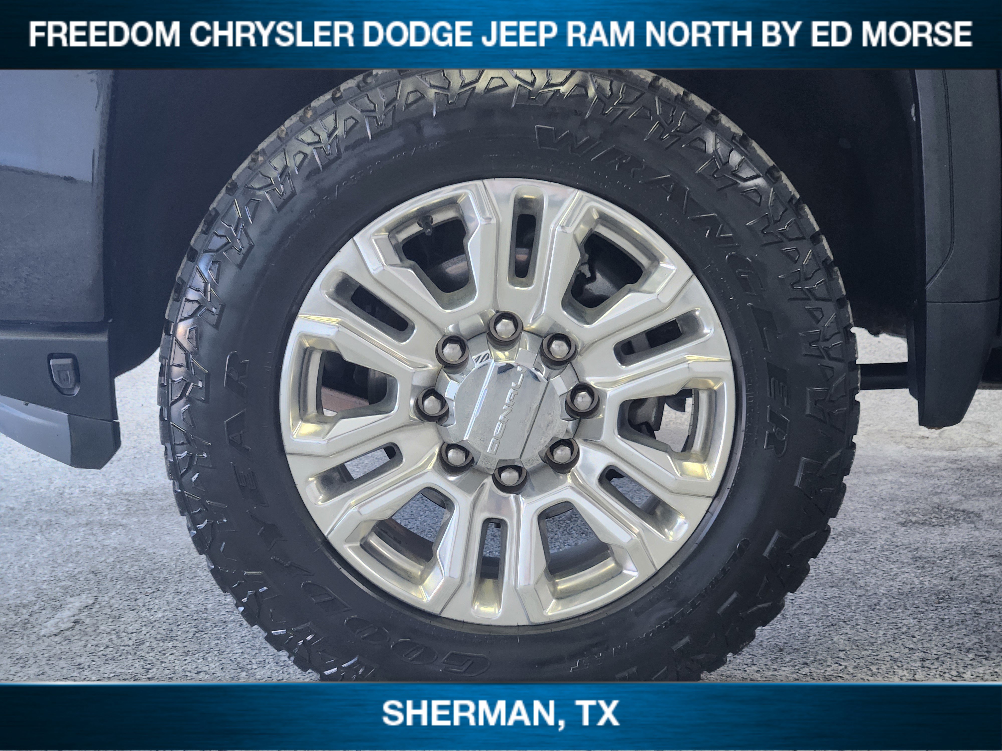 Used 2022 GMC Sierra 2500 Denali AWD/4WD image 7