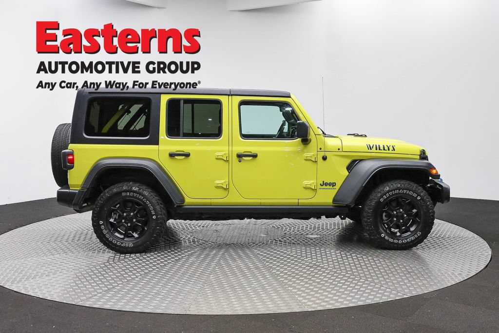 Used 2023 Jeep Wrangler Unlimited AWD/4WD image 4