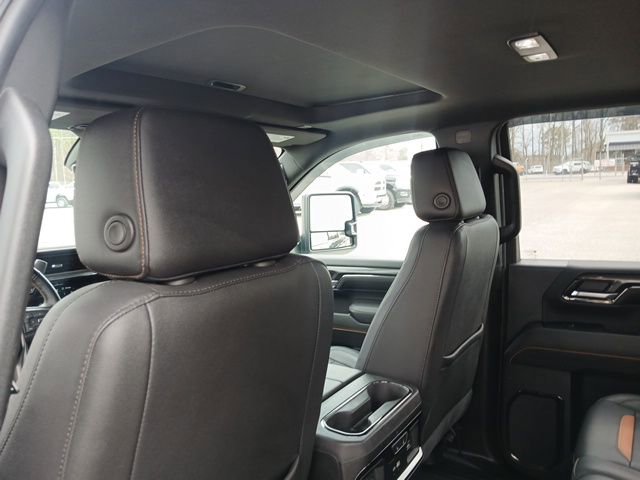 Used 2024 GMC Sierra 2500 AT4 w/ AT4 Premium Plus Package image 15