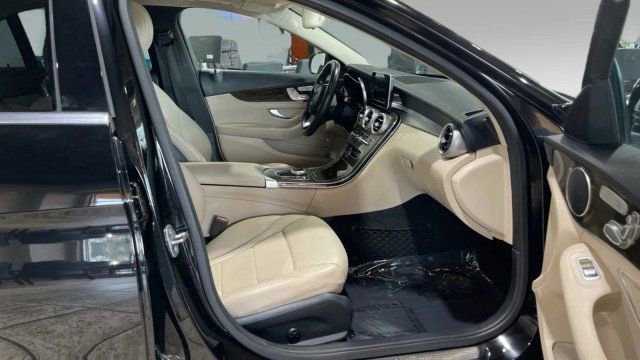 Used 2018 Mercedes-Benz C 300 Sedan image 13