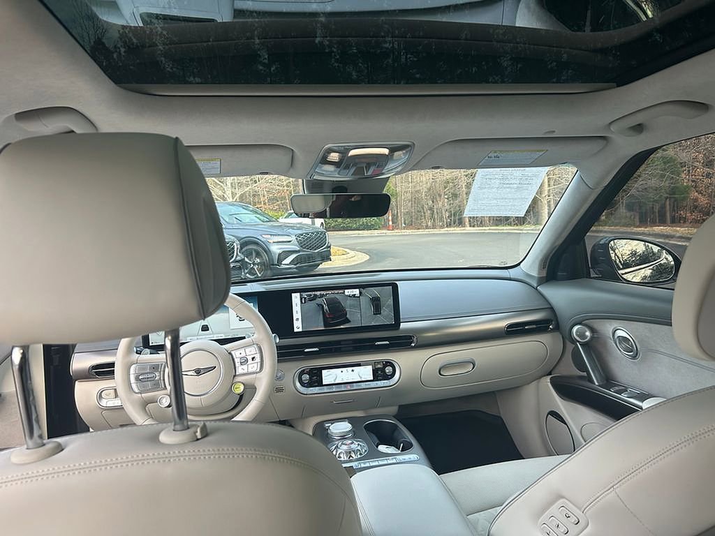 Used 2023 Genesis GV60 Performance image 19