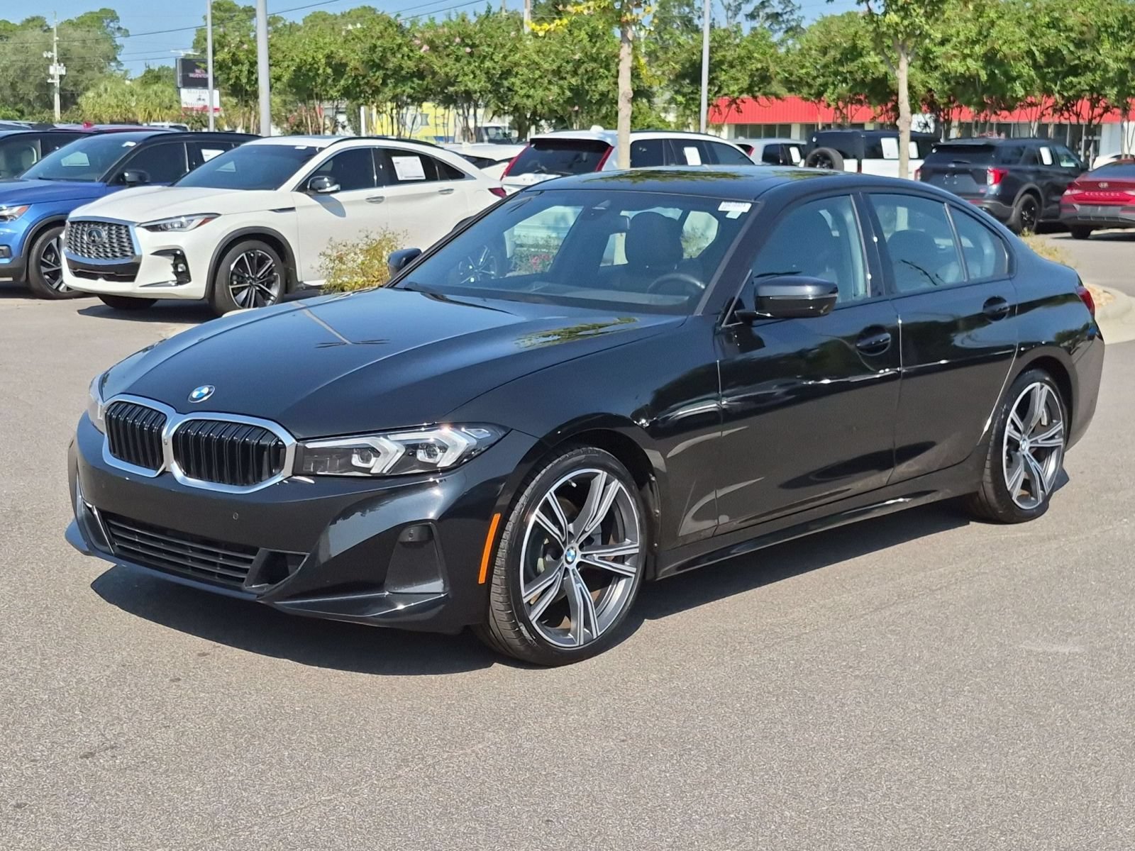 Used 2023 BMW 330i Sedan w/ Premium Package RWD image 7