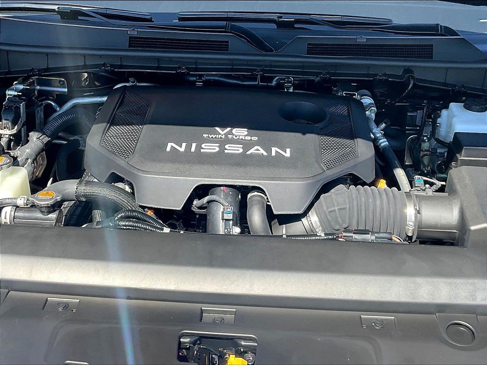 New 2026 Nissan Armada SL w/ Captain's Chari Seat Package AWD/4WD image 11