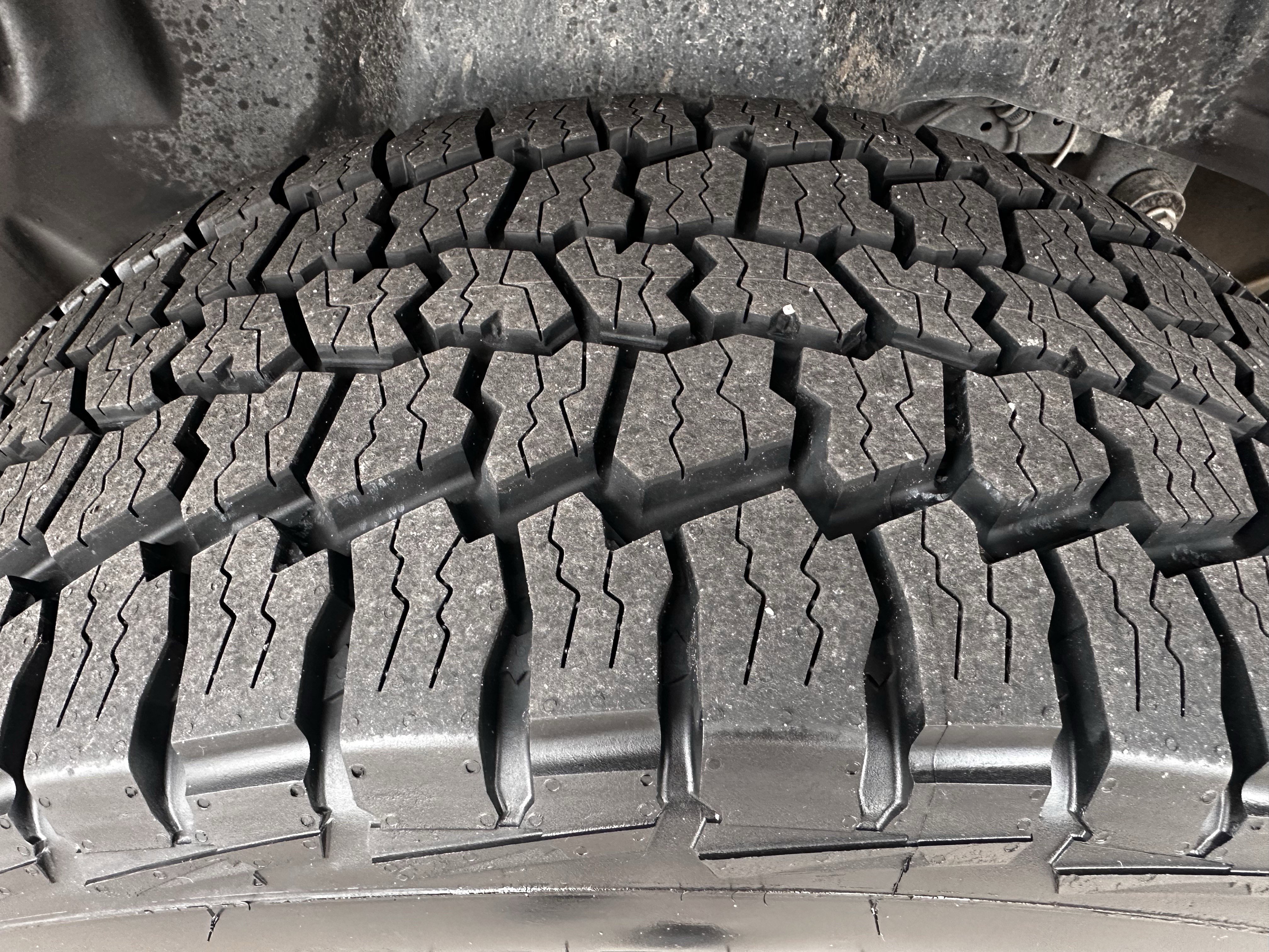 Used 2025 RAM 1500 Laramie image 21