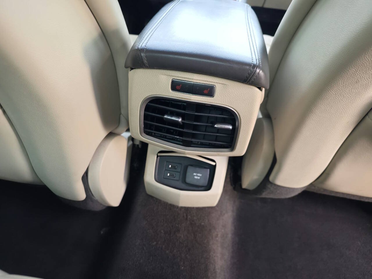 Used 2017 Lincoln MKZ Select w/ Climate Package FWD image 17