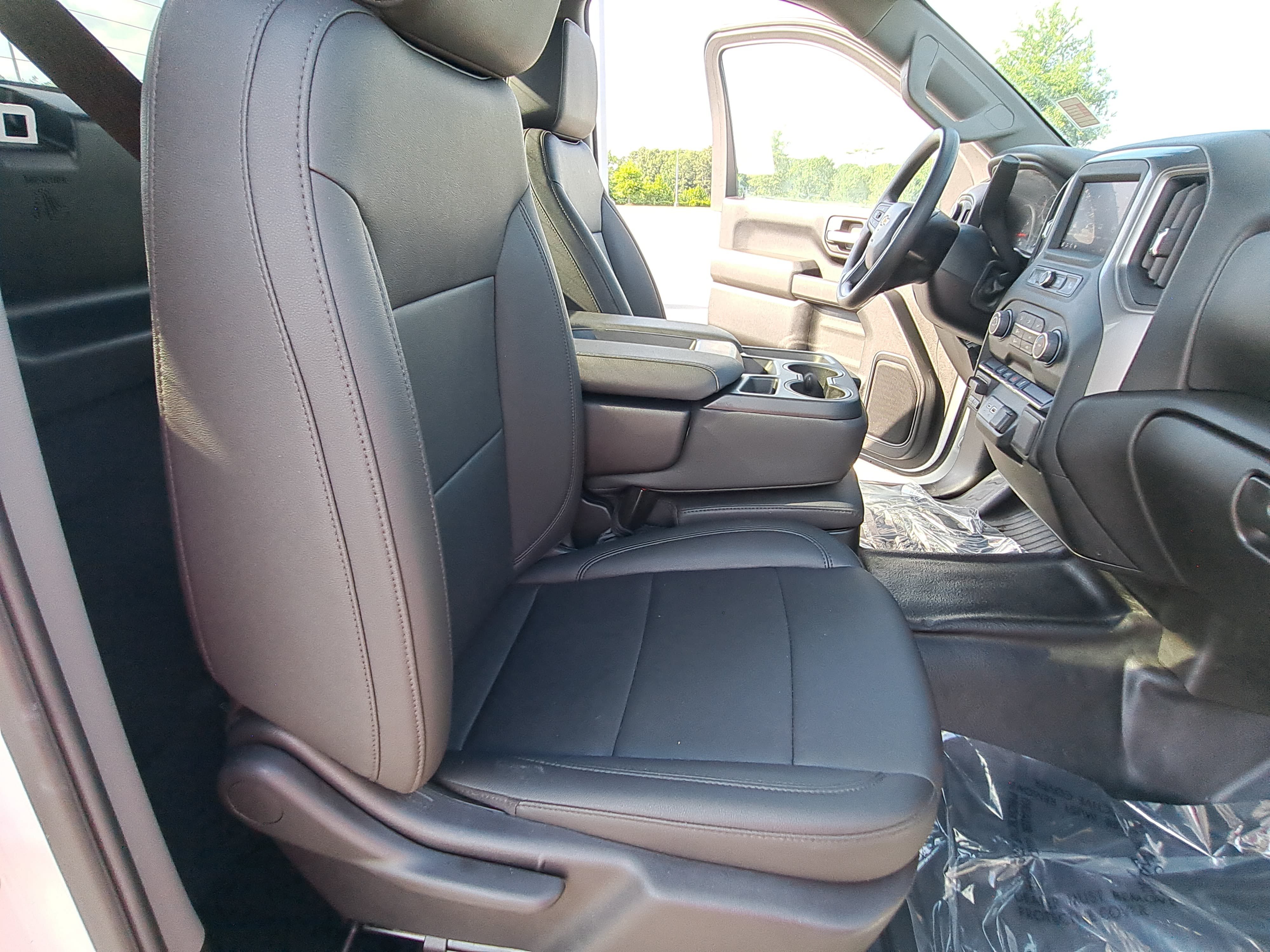 Used 2025 Chevrolet Silverado 2500 W/T w/ WT Convenience Package AWD/4WD image 10