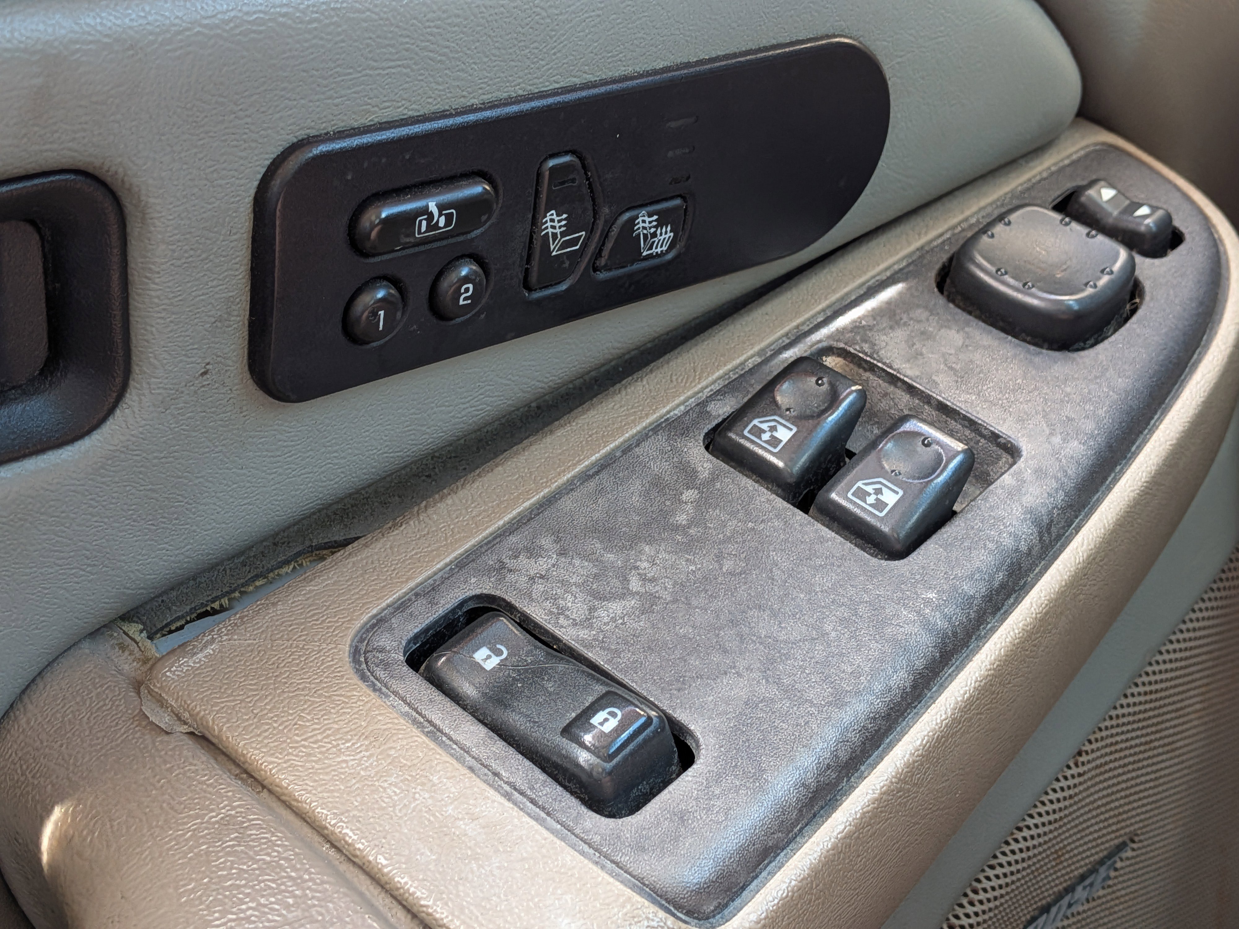 Used 2006 Chevrolet Silverado 3500 LT w/ Onstar Plus Package image 21