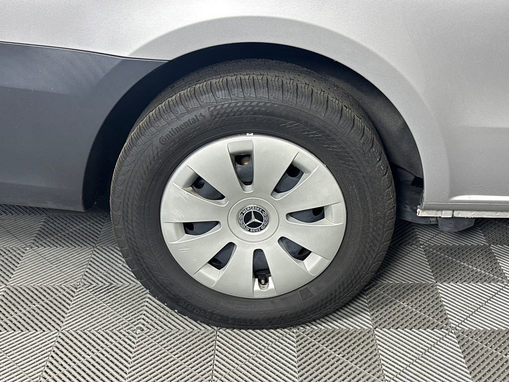 Used 2023 Mercedes-Benz Metris image 17