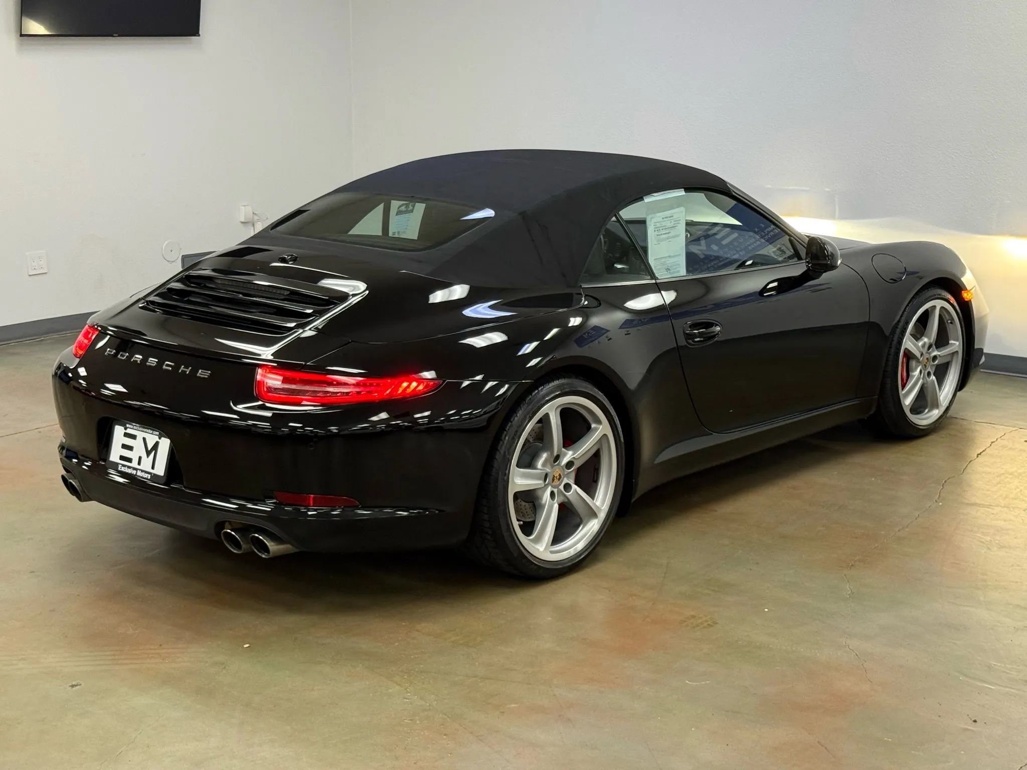 Used 2014 Porsche 911 Carrera S image 9