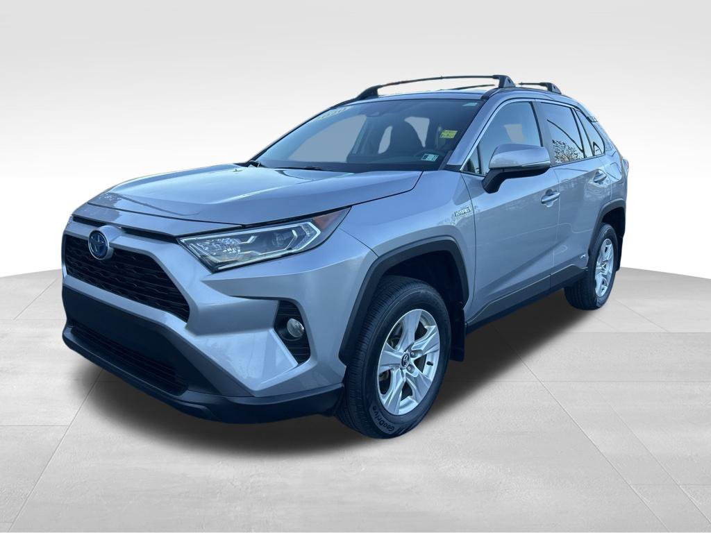 Used 2020 Toyota RAV4 XLE w/ Carpet Mat Package