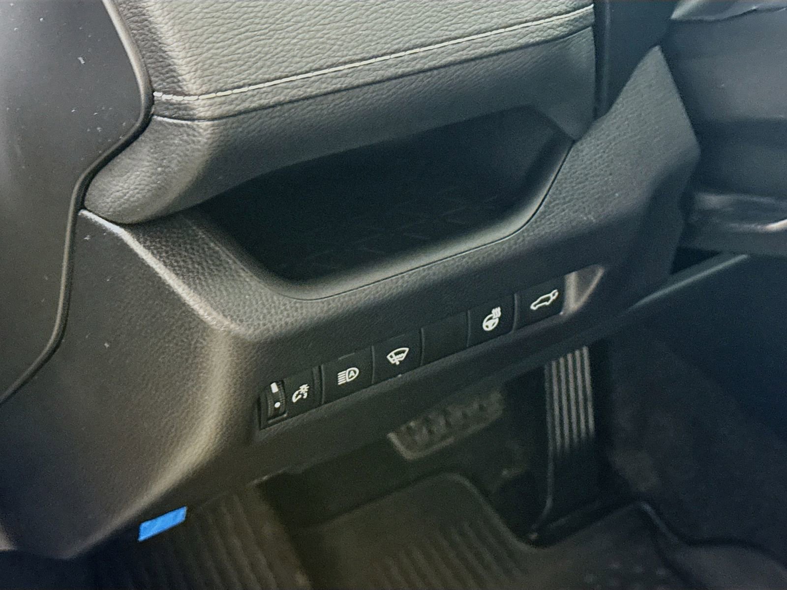 Certified 2021 Toyota RAV4 XLE w/ Convenience Package image 8