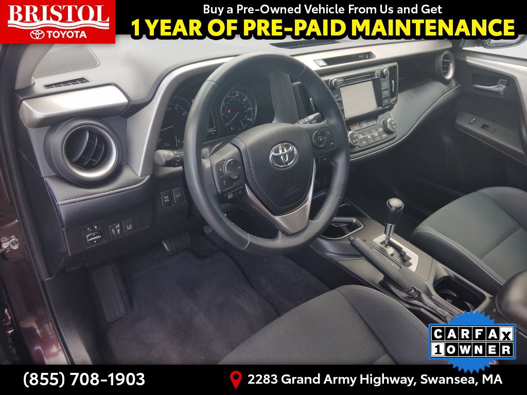 Used 2018 Toyota RAV4 XLE AWD/4WD image 14