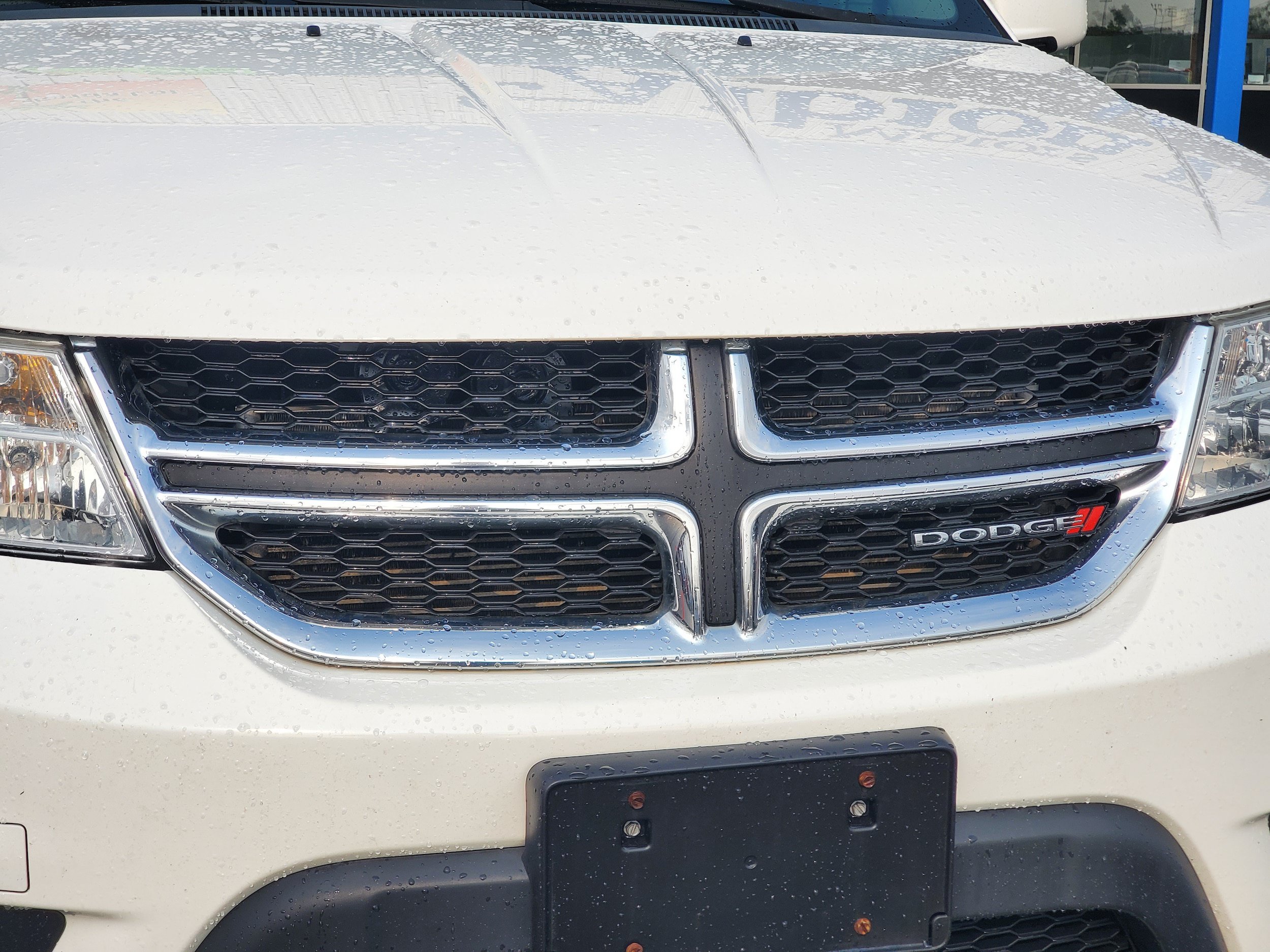 Used 2017 Dodge Journey SXT w/ Safe & Sound Group FWD image 7